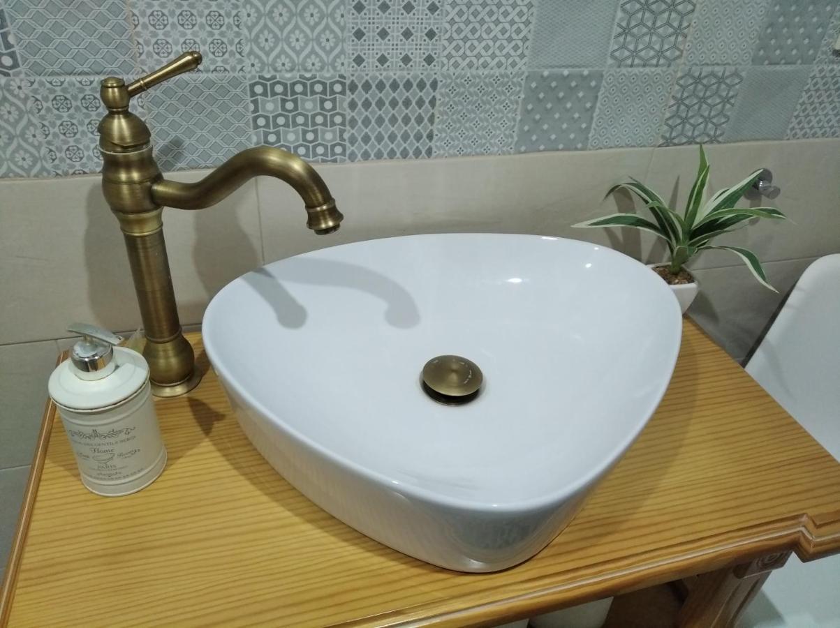 Guesthouse Jazmines Mozarabes # Wifi Баена Екстер'єр фото