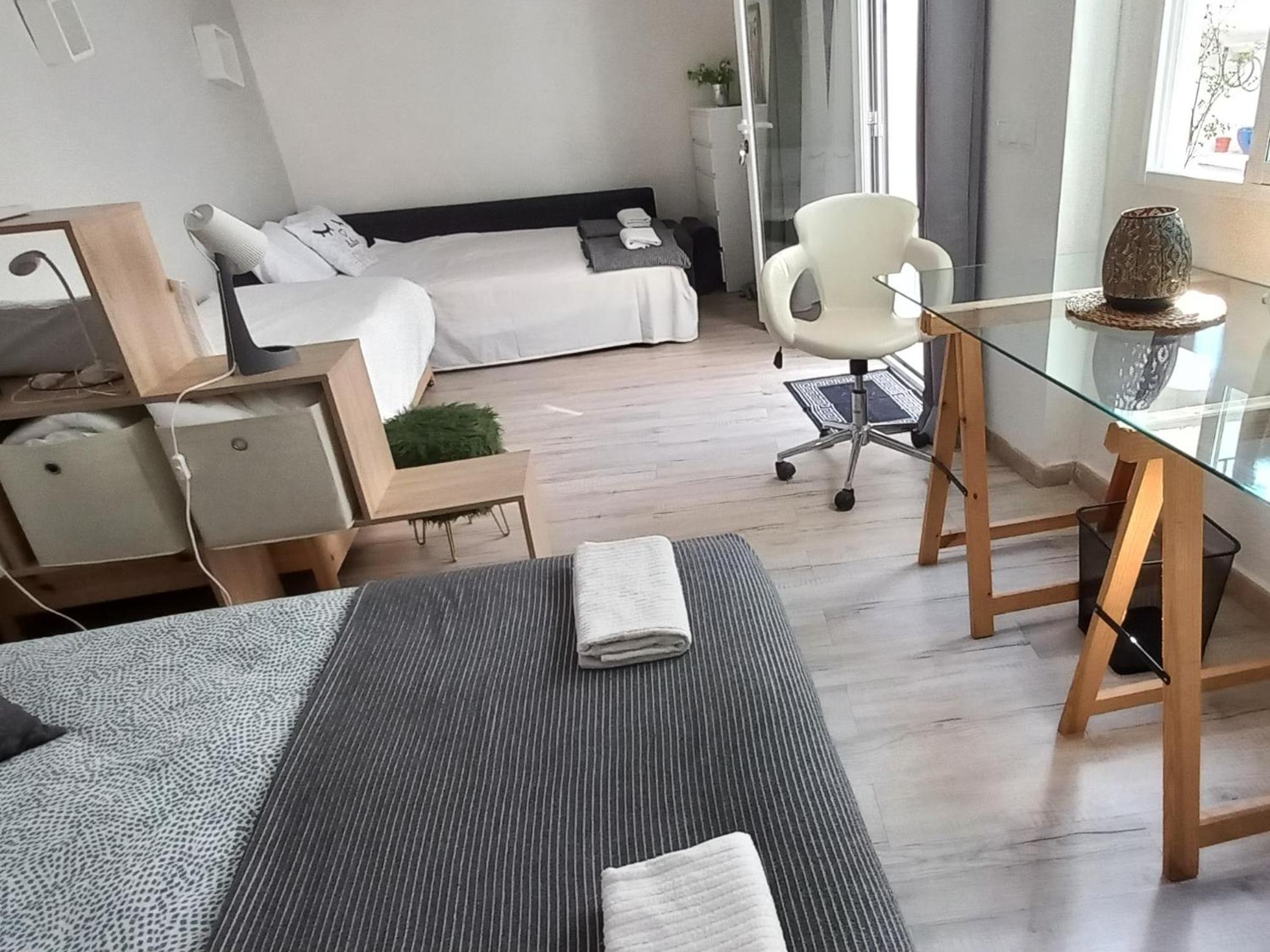 Guesthouse Jazmines Mozarabes # Wifi Баена Екстер'єр фото